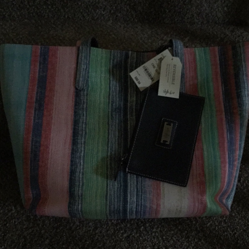 2  Style Co reversable handbag totes new 50.00